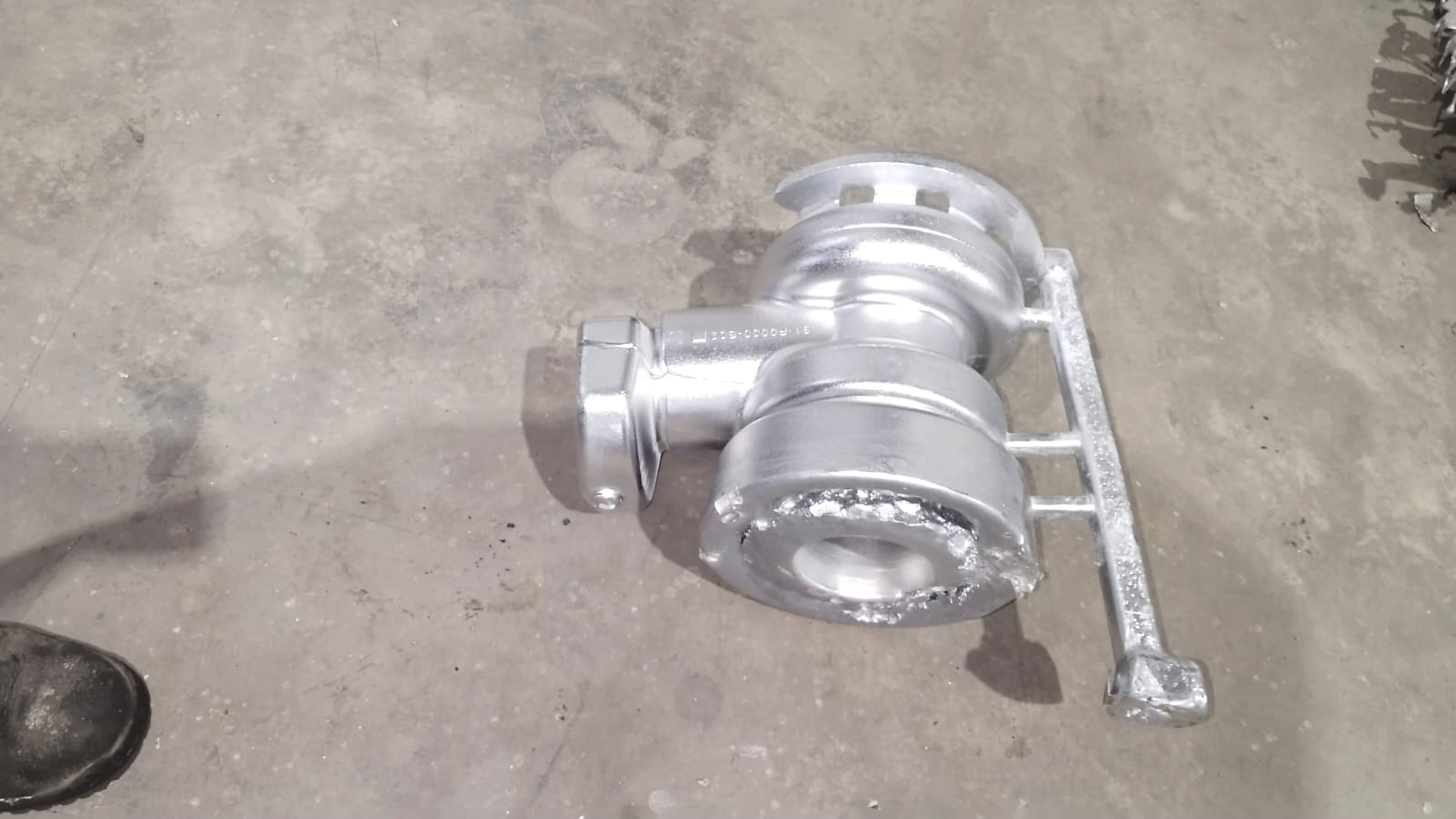 VI Assembly Moving Contact Case